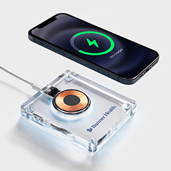 CLEAR WIRELESS CHARGING PAD
